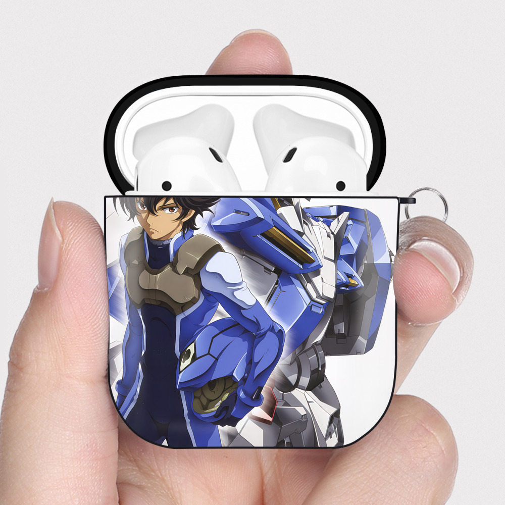 （画像用） 機動戦士ガンダム Mobile Suit Gundam AirPods 第2世代保護ケース ハードシェル ブラック 耐衝撃・防指紋・カラビナ付き
