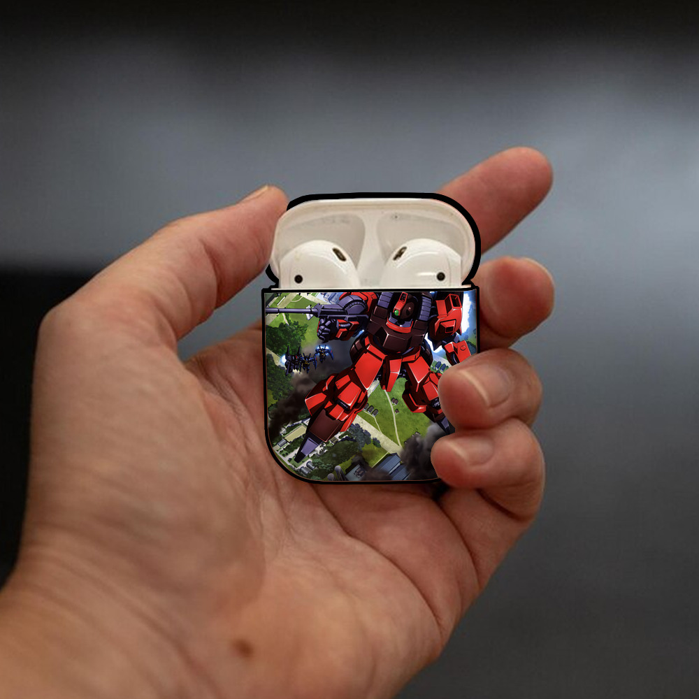 機動戦士ガンダム Mobile Suit Gundam AirPods 第2世代保護ケース ハードシェル ブラック 耐衝撃・防指紋・カラビナ付き