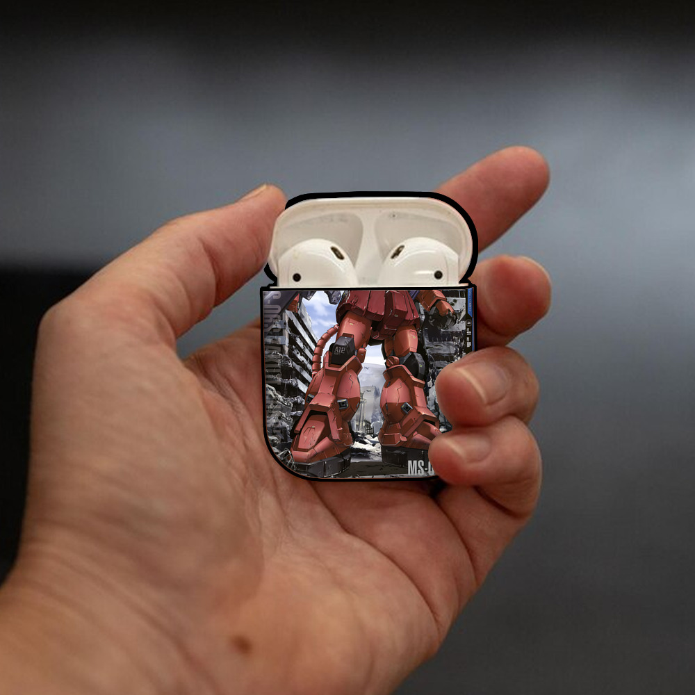 機動戦士ガンダム Mobile Suit Gundam AirPods 第2世代保護ケース ハードシェル ブラック 耐衝撃・防指紋・カラビナ付き