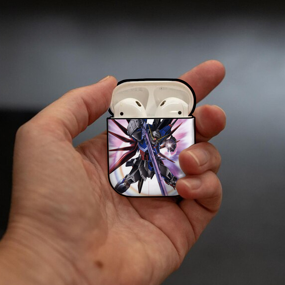 機動戦士ガンダム Mobile Suit Gundam AirPods 第2世代保護ケース ハードシェル ブラック 耐衝撃・防指紋・カラビナ付き