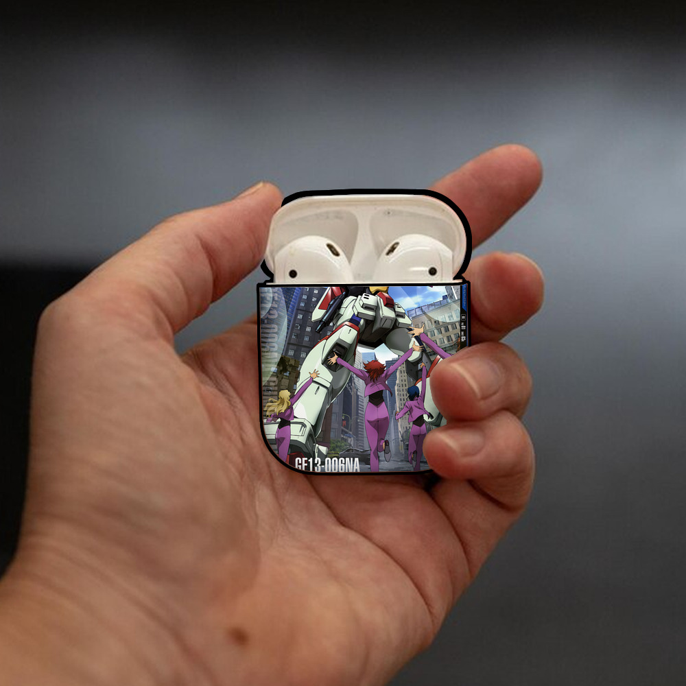 機動戦士ガンダム Mobile Suit Gundam AirPods 第2世代保護ケース ハードシェル ブラック 耐衝撃・防指紋・カラビナ付き