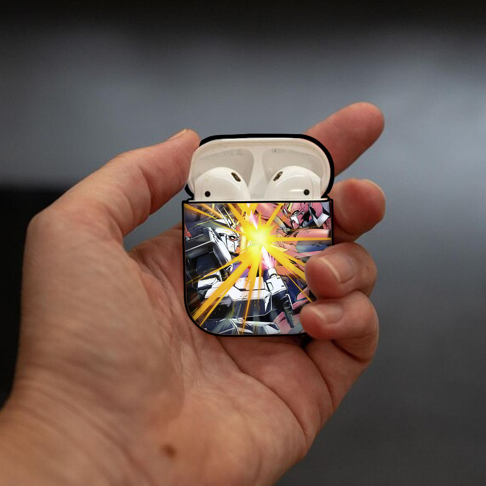 機動戦士ガンダム Mobile Suit Gundam AirPods 第2世代保護ケース ハードシェル ブラック 耐衝撃・防指紋・カラビナ付き