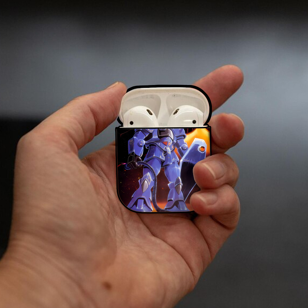 機動戦士ガンダム Mobile Suit Gundam AirPods 第2世代保護ケース ハードシェル ブラック 耐衝撃・防指紋・カラビナ付き