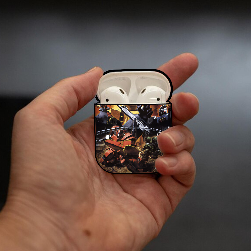 機動戦士ガンダム Mobile Suit Gundam AirPods 第2世代保護ケース ハードシェル ブラック 耐衝撃・防指紋・カラビナ付き