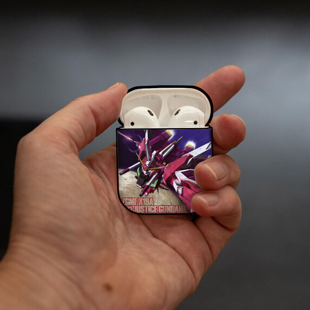 機動戦士ガンダム Mobile Suit Gundam AirPods 第2世代保護ケース ハードシェル ブラック 耐衝撃・防指紋・カラビナ付き
