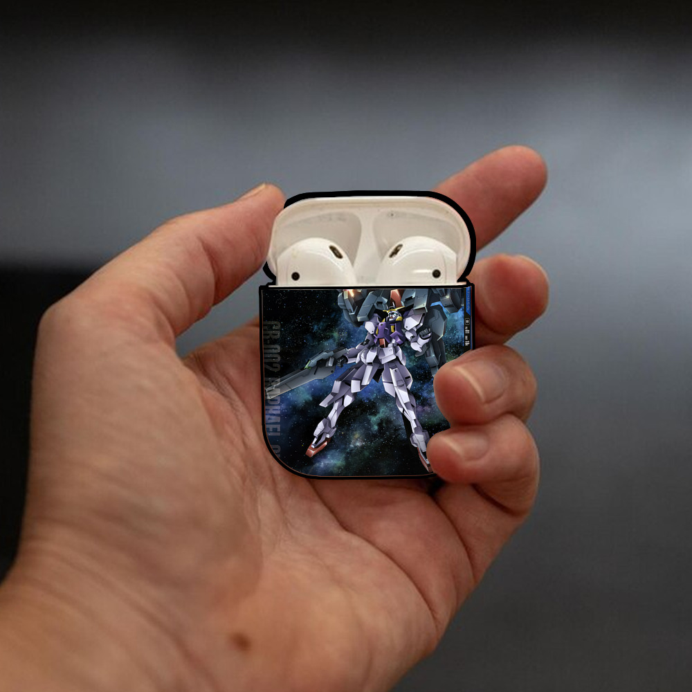 機動戦士ガンダム Mobile Suit Gundam AirPods 第2世代保護ケース ハードシェル ブラック 耐衝撃・防指紋・カラビナ付き