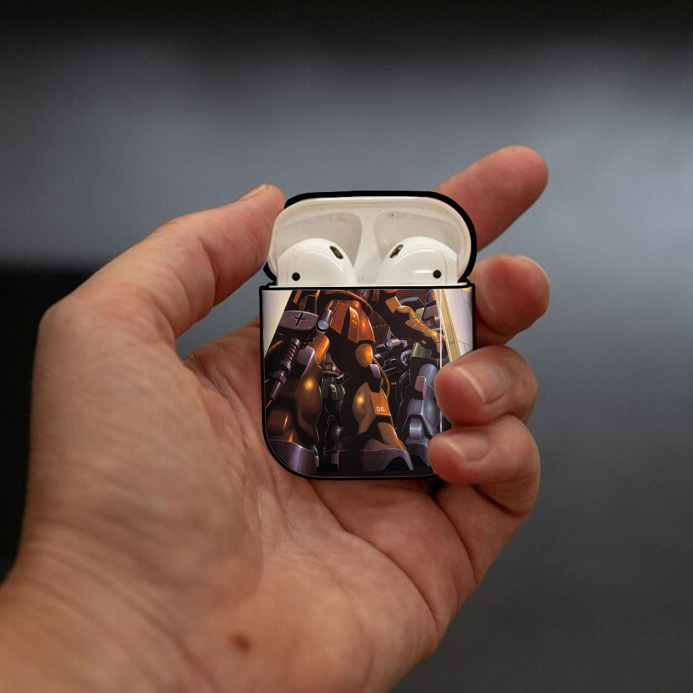 機動戦士ガンダム Mobile Suit Gundam AirPods 第2世代保護ケース ハードシェル ブラック 耐衝撃・防指紋・カラビナ付き