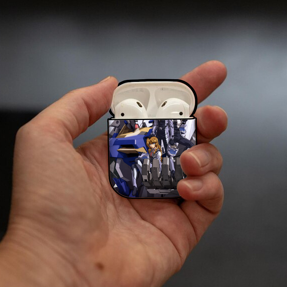 機動戦士ガンダム Mobile Suit Gundam AirPods 第2世代保護ケース ハードシェル ブラック 耐衝撃・防指紋・カラビナ付き