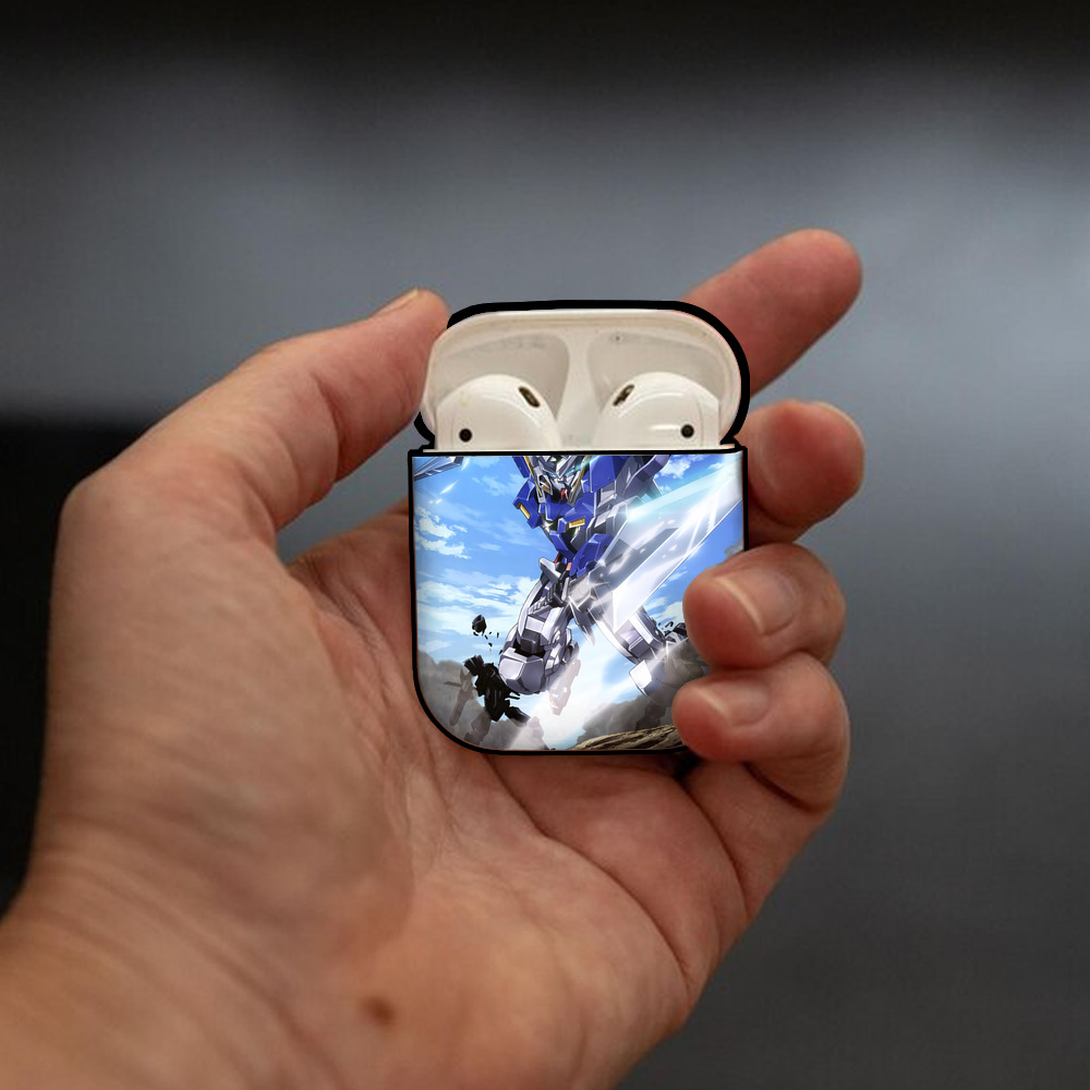 機動戦士ガンダム Mobile Suit Gundam AirPods 第2世代保護ケース ハードシェル ブラック 耐衝撃・防指紋・カラビナ付き