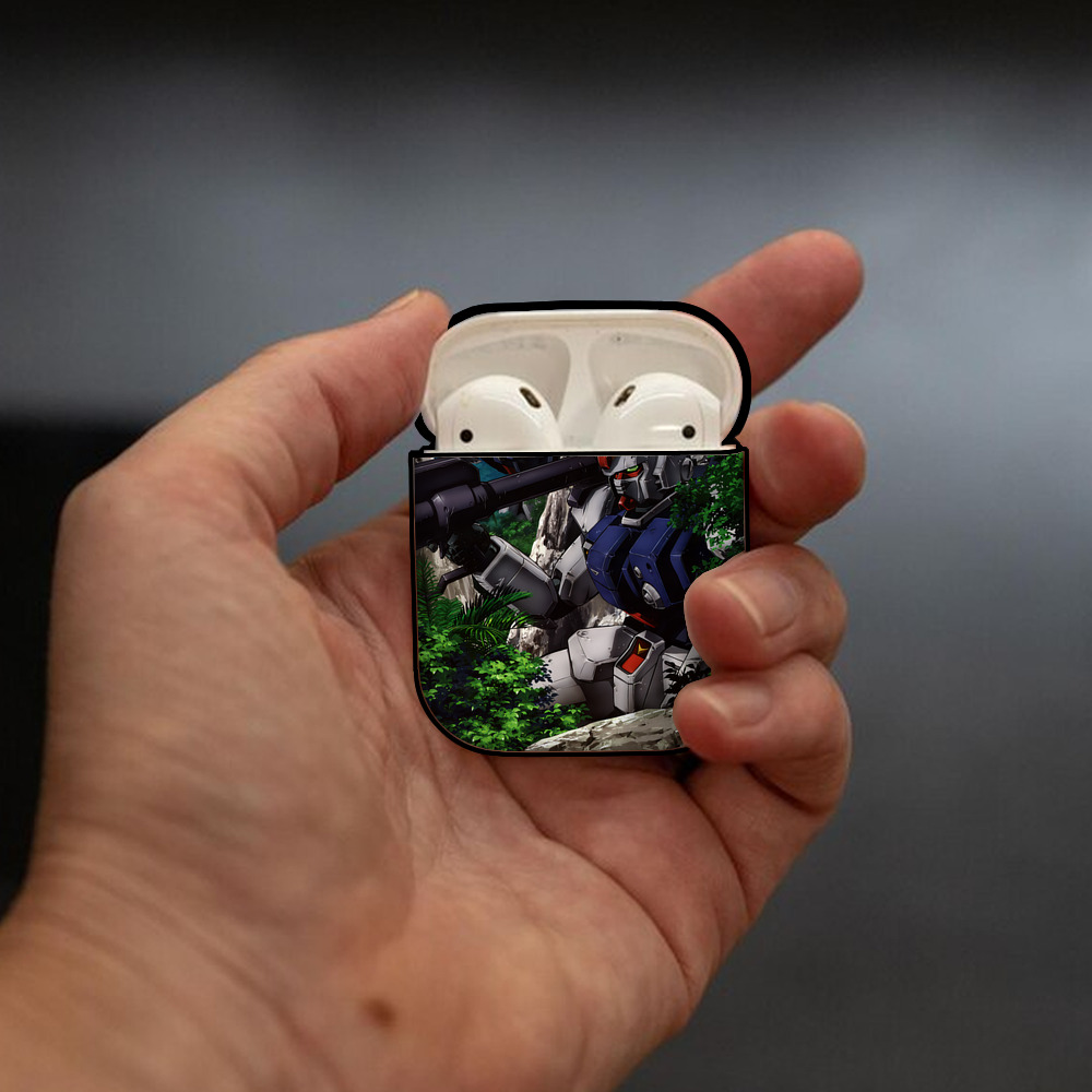 機動戦士ガンダム Mobile Suit Gundam AirPods 第2世代保護ケース ハードシェル ブラック 耐衝撃・防指紋・カラビナ付き