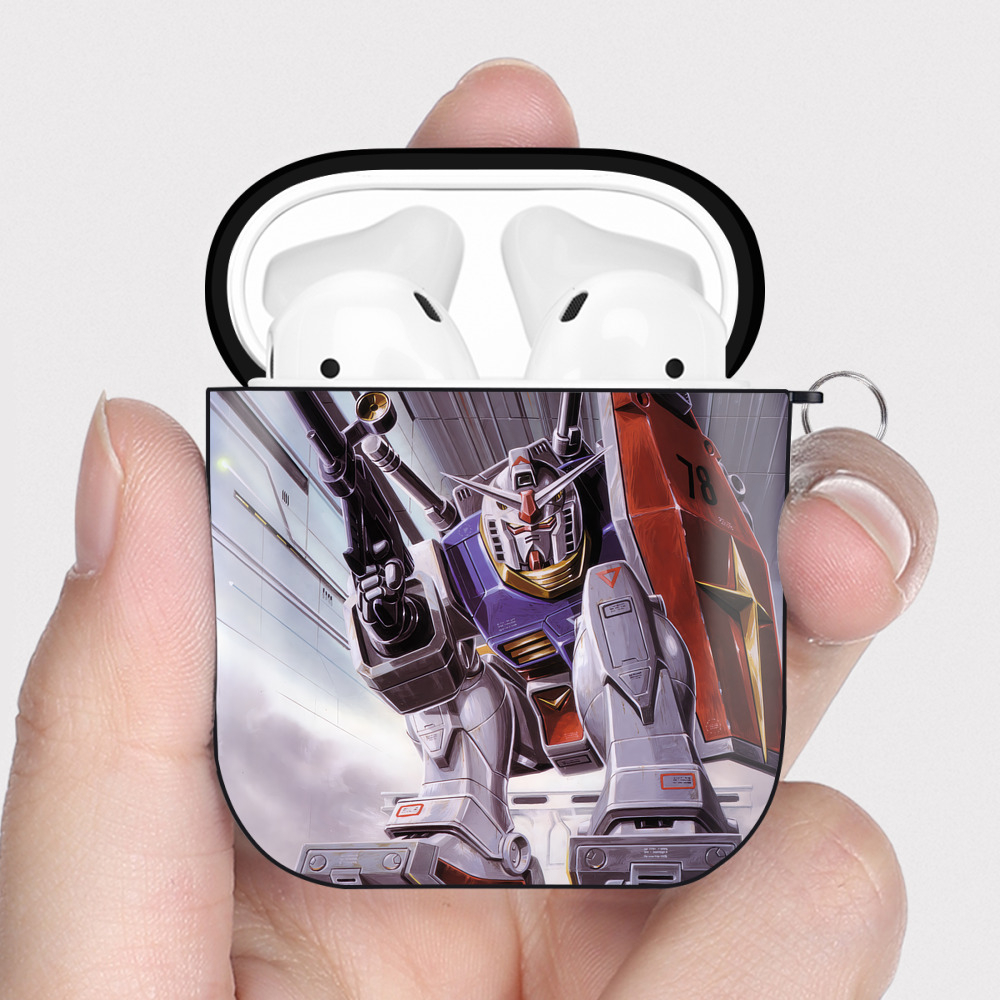 （画像用） 機動戦士ガンダム Mobile Suit Gundam AirPods 第2世代保護ケース ハードシェル ブラック 耐衝撃・防指紋・カラビナ付き
