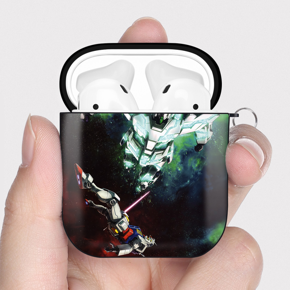 （画像用） 機動戦士ガンダム Mobile Suit Gundam AirPods 第2世代保護ケース ハードシェル ブラック 耐衝撃・防指紋・カラビナ付き