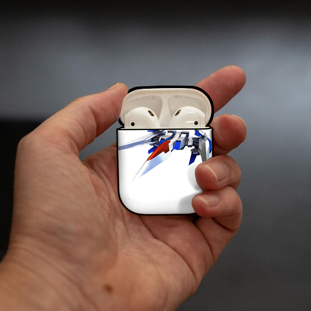 機動戦士ガンダム Mobile Suit Gundam AirPods 第2世代保護ケース ハードシェル ブラック 耐衝撃・防指紋・カラビナ付き