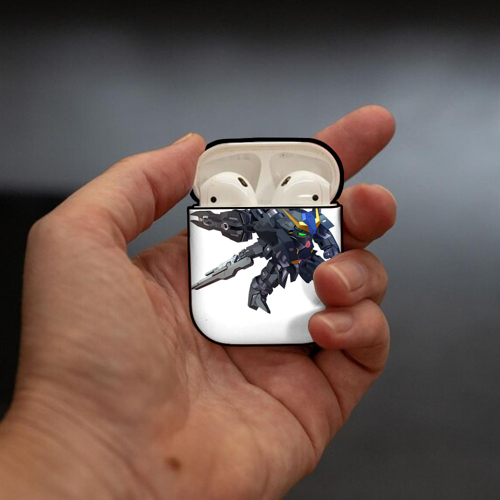 機動戦士ガンダム Mobile Suit Gundam AirPods 第2世代保護ケース ハードシェル ブラック 耐衝撃・防指紋・カラビナ付き