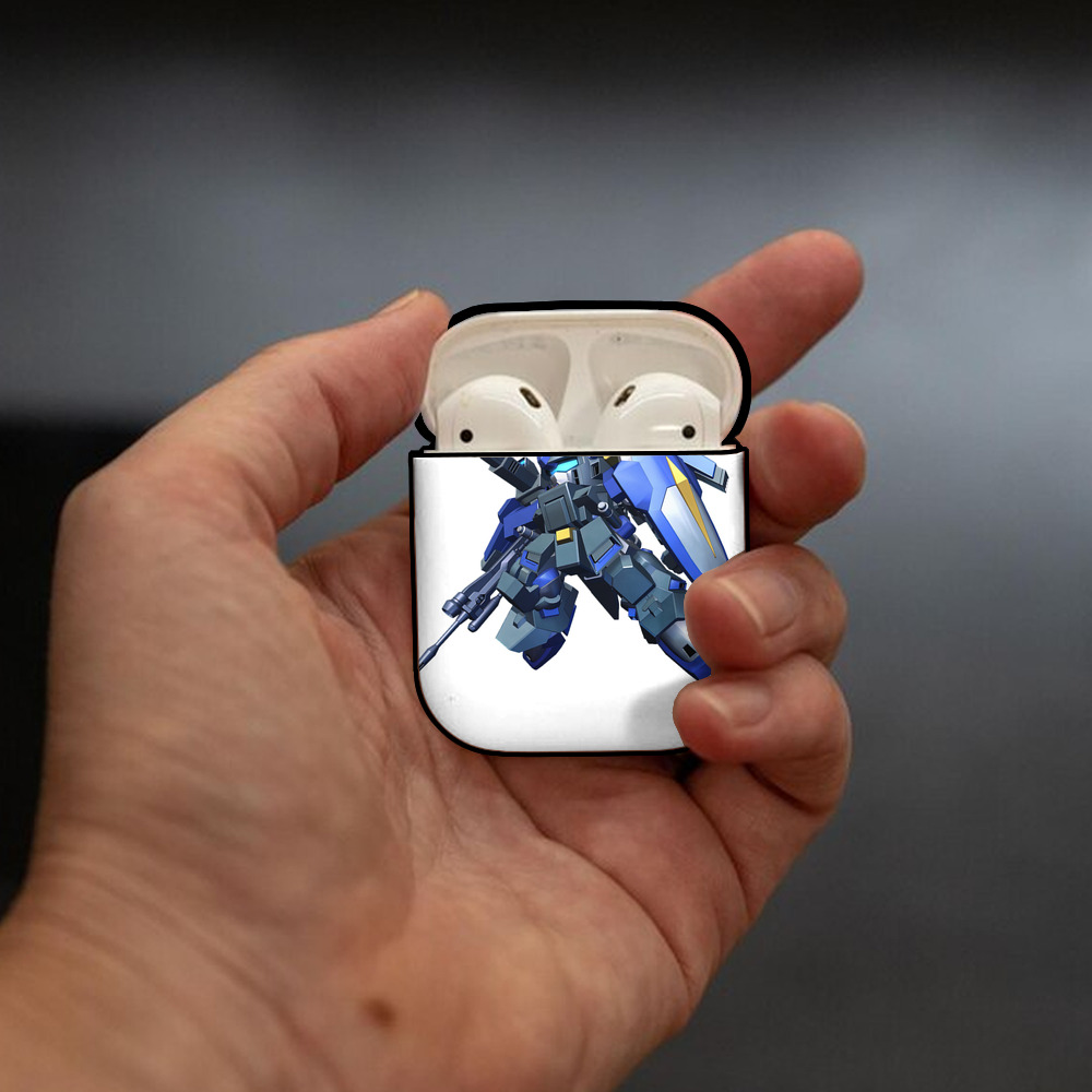 機動戦士ガンダム Mobile Suit Gundam AirPods 第2世代保護ケース ハードシェル ブラック 耐衝撃・防指紋・カラビナ付き