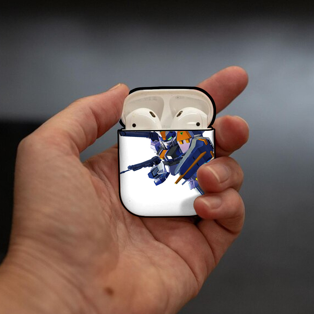 機動戦士ガンダム Mobile Suit Gundam AirPods 第2世代保護ケース ハードシェル ブラック 耐衝撃・防指紋・カラビナ付き