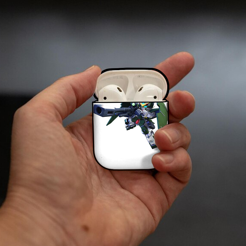 機動戦士ガンダム Mobile Suit Gundam AirPods 第2世代保護ケース ハードシェル ブラック 耐衝撃・防指紋・カラビナ付き