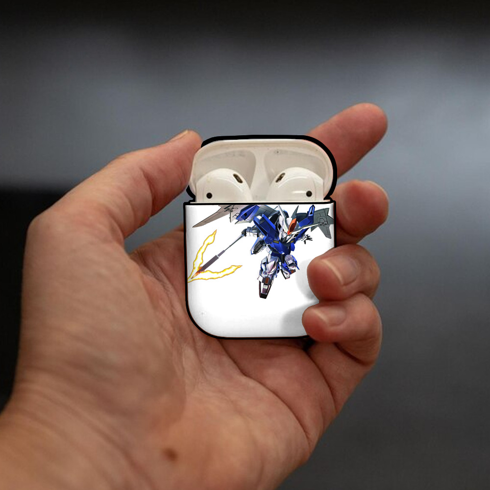 機動戦士ガンダム Mobile Suit Gundam AirPods 第2世代保護ケース ハードシェル ブラック 耐衝撃・防指紋・カラビナ付き