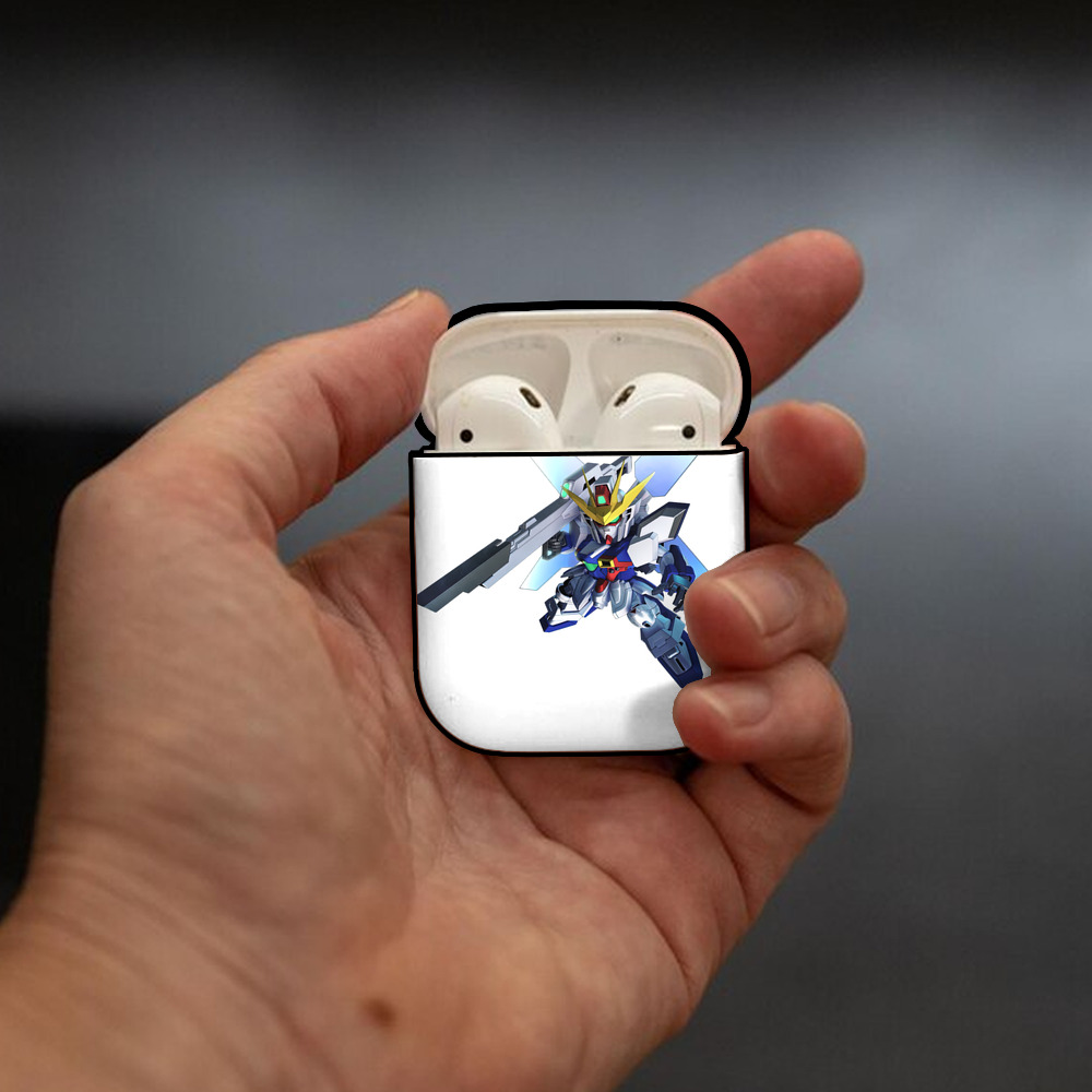 機動戦士ガンダム Mobile Suit Gundam AirPods 第2世代保護ケース ハードシェル ブラック 耐衝撃・防指紋・カラビナ付き