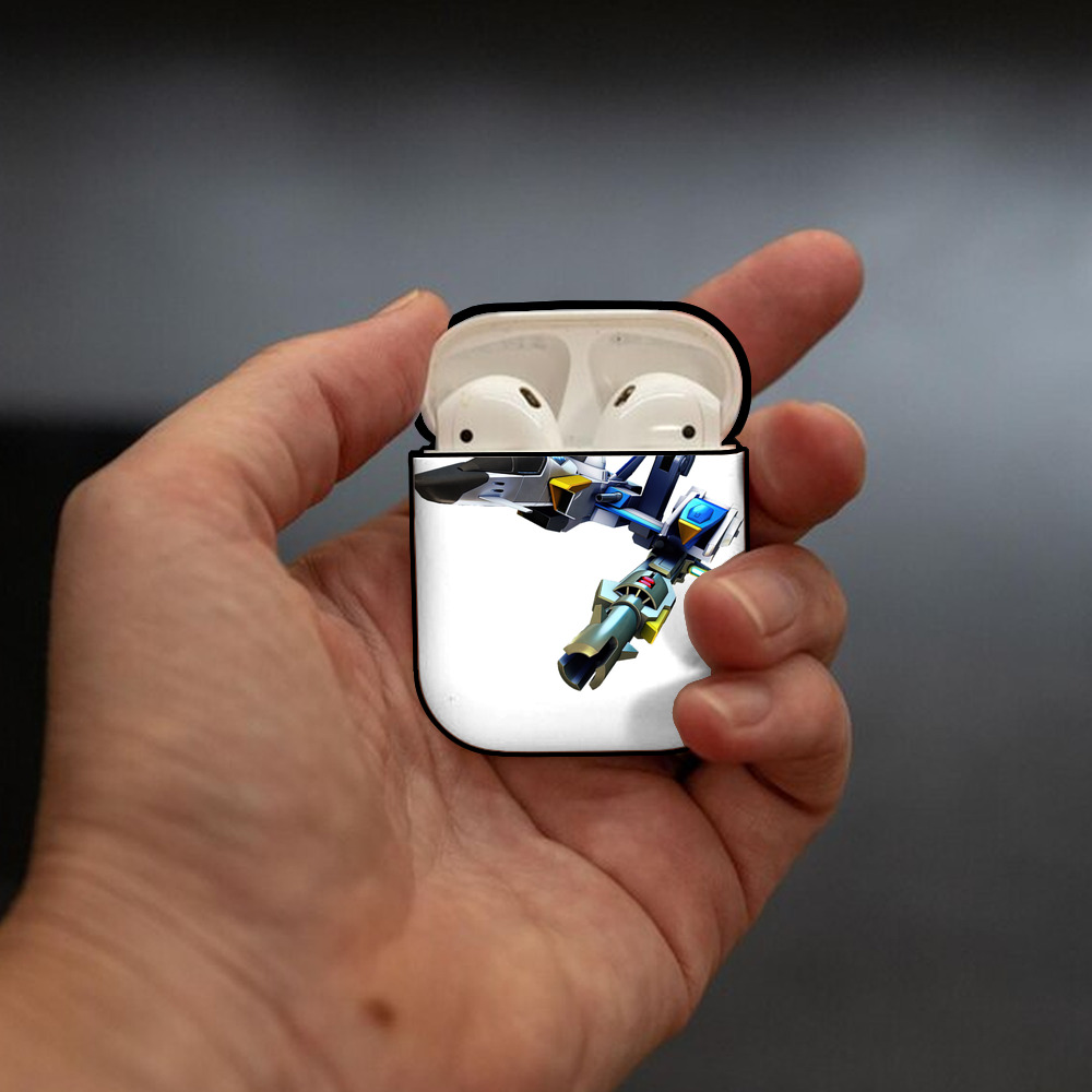 機動戦士ガンダム Mobile Suit Gundam AirPods 第2世代保護ケース ハードシェル ブラック 耐衝撃・防指紋・カラビナ付き