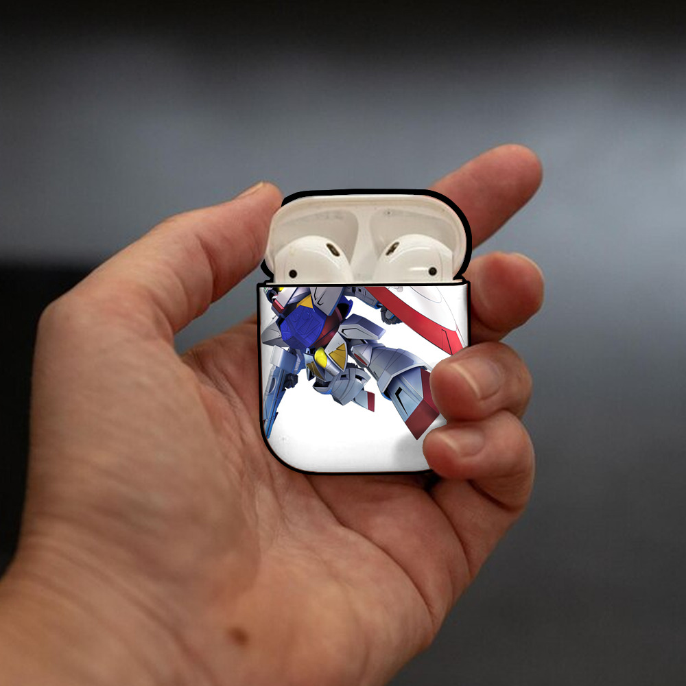 機動戦士ガンダム Mobile Suit Gundam AirPods 第2世代保護ケース ハードシェル ブラック 耐衝撃・防指紋・カラビナ付き