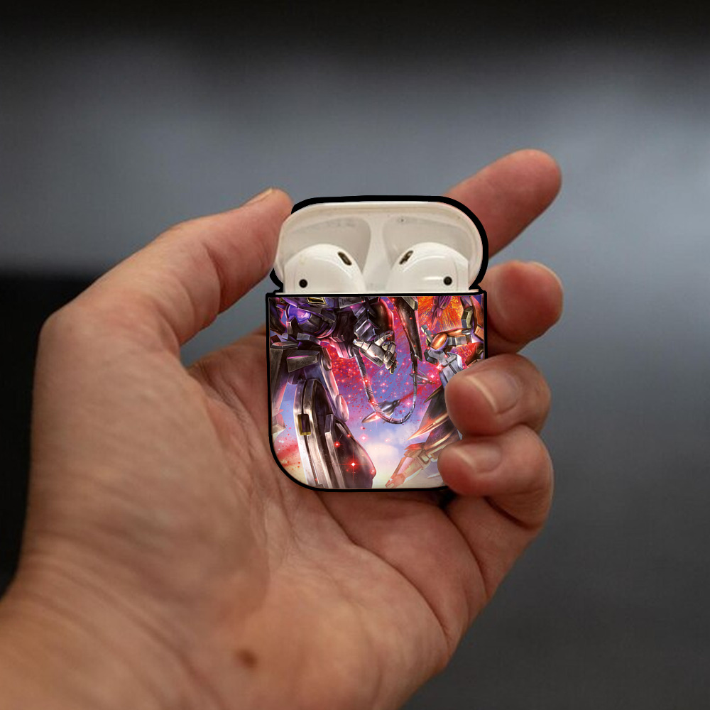 機動戦士ガンダム Mobile Suit Gundam AirPods 第2世代保護ケース ハードシェル ブラック 耐衝撃・防指紋・カラビナ付き