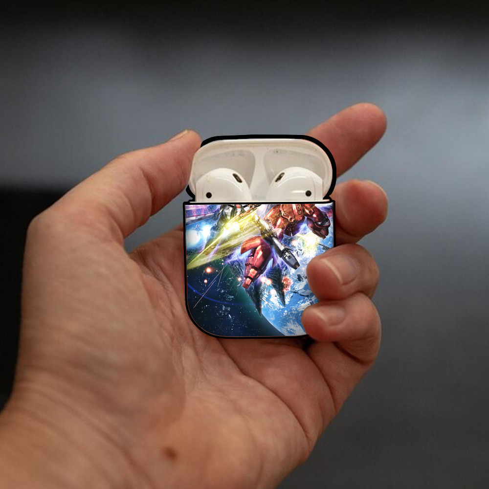 機動戦士ガンダム Mobile Suit Gundam AirPods 第2世代保護ケース ハードシェル ブラック 耐衝撃・防指紋・カラビナ付き