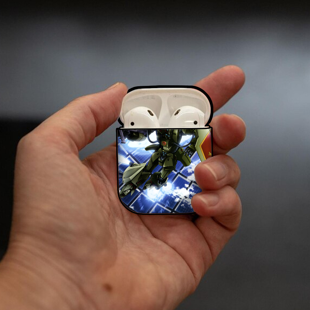 機動戦士ガンダム Mobile Suit Gundam AirPods 第2世代保護ケース ハードシェル ブラック 耐衝撃・防指紋・カラビナ付き