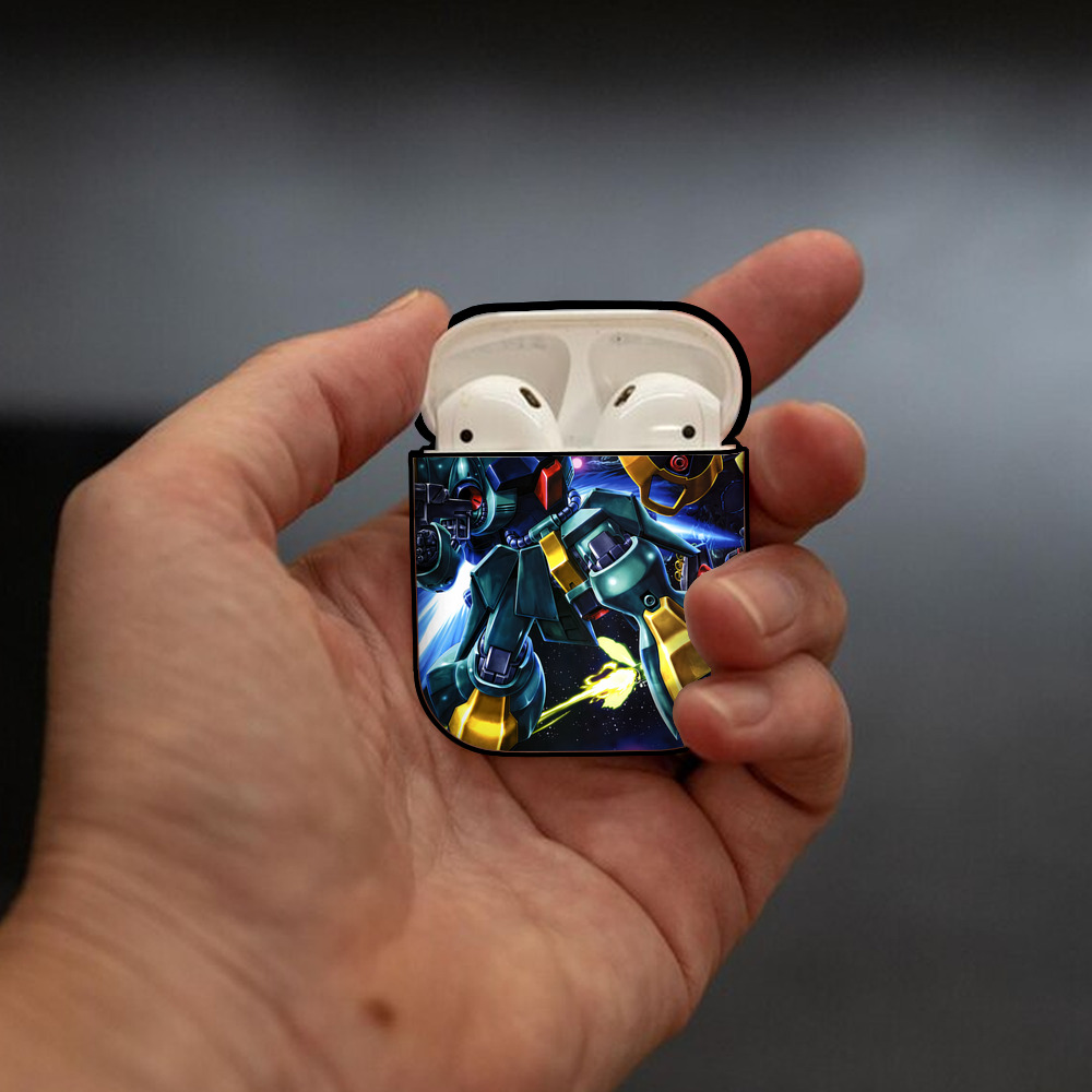 機動戦士ガンダム Mobile Suit Gundam AirPods 第2世代保護ケース ハードシェル ブラック 耐衝撃・防指紋・カラビナ付き