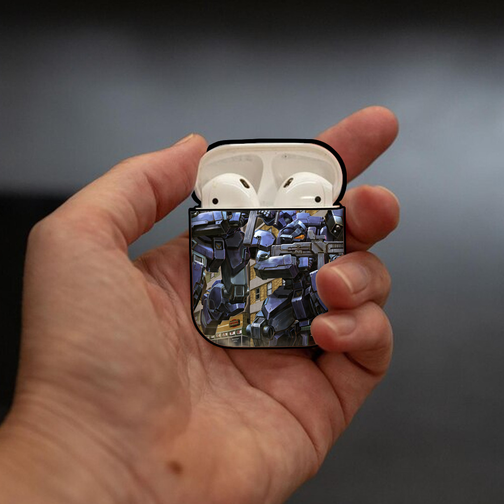 機動戦士ガンダム Mobile Suit Gundam AirPods 第2世代保護ケース ハードシェル ブラック 耐衝撃・防指紋・カラビナ付き