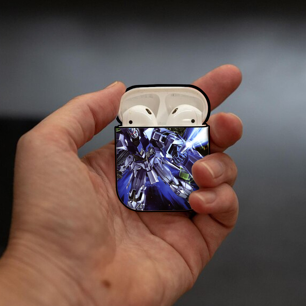 機動戦士ガンダム Mobile Suit Gundam AirPods 第2世代保護ケース ハードシェル ブラック 耐衝撃・防指紋・カラビナ付き