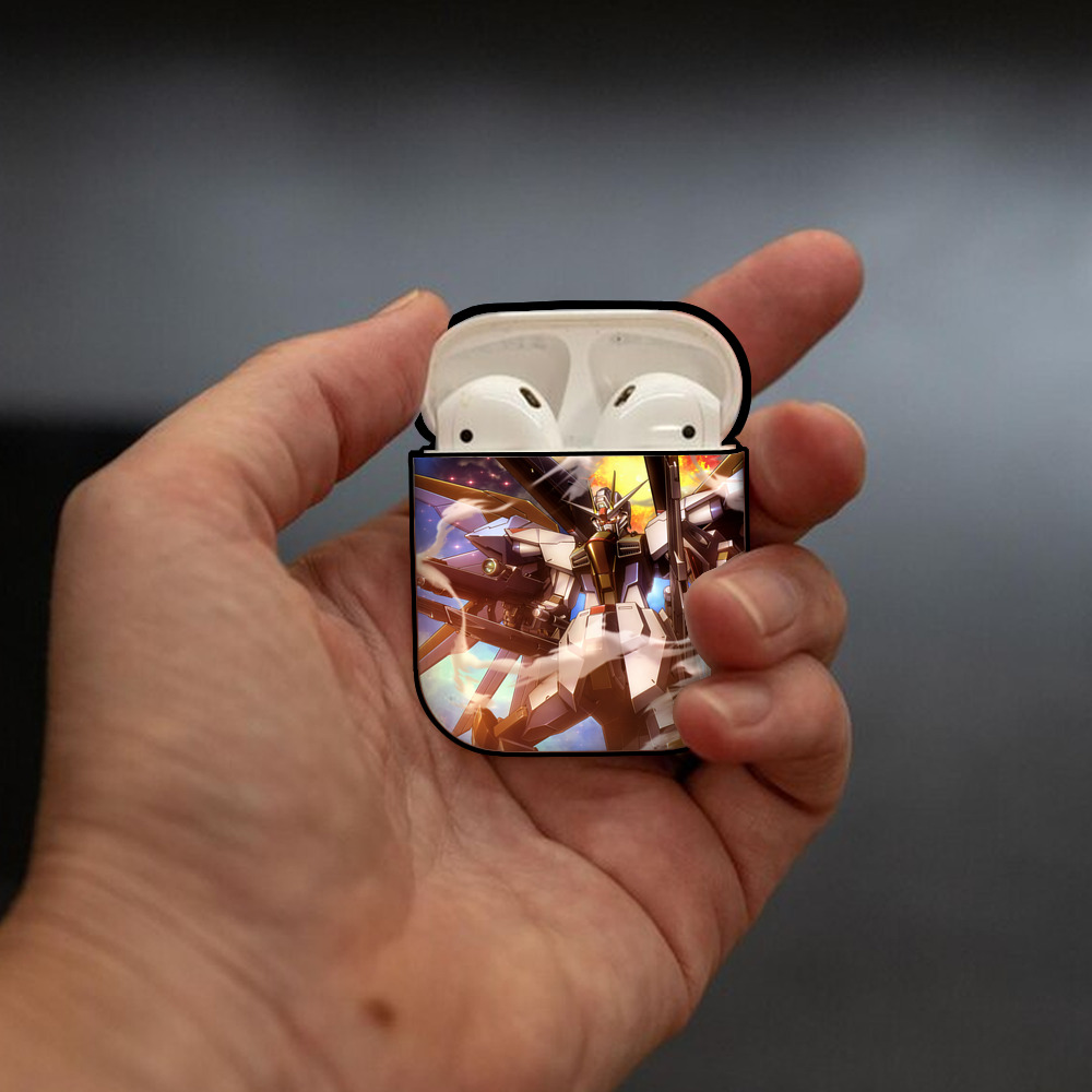 機動戦士ガンダム Mobile Suit Gundam AirPods 第2世代保護ケース ハードシェル ブラック 耐衝撃・防指紋・カラビナ付き