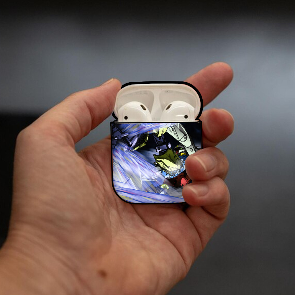 機動戦士ガンダム Mobile Suit Gundam AirPods 第2世代保護ケース ハードシェル ブラック 耐衝撃・防指紋・カラビナ付き