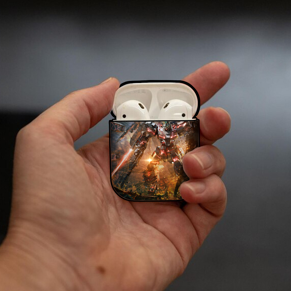 機動戦士ガンダム Mobile Suit Gundam AirPods 第2世代保護ケース ハードシェル ブラック 耐衝撃・防指紋・カラビナ付き