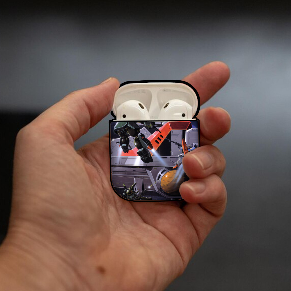 機動戦士ガンダム Mobile Suit Gundam AirPods 第2世代保護ケース ハードシェル ブラック 耐衝撃・防指紋・カラビナ付き
