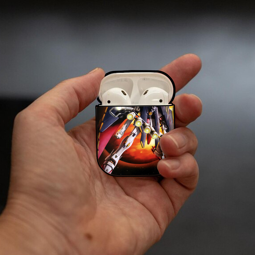 機動戦士ガンダム Mobile Suit Gundam AirPods 第2世代保護ケース ハードシェル ブラック 耐衝撃・防指紋・カラビナ付き