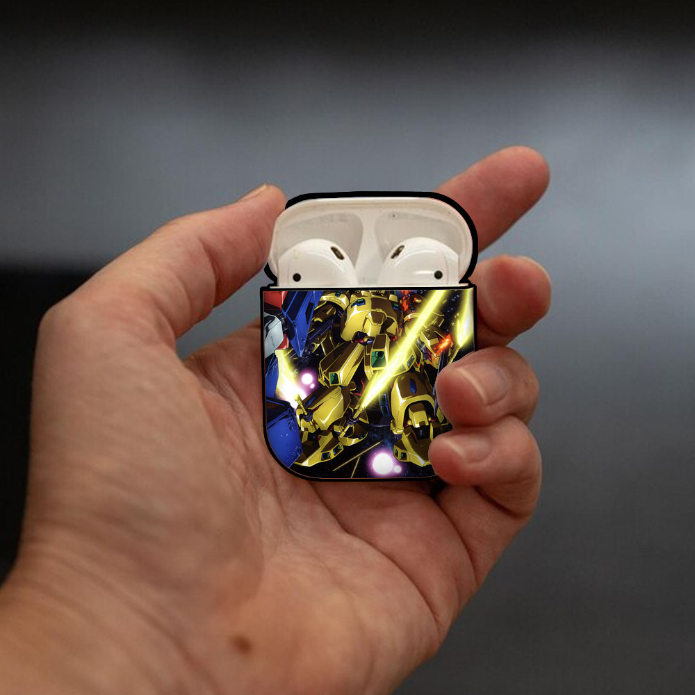 機動戦士ガンダム Mobile Suit Gundam AirPods 第2世代保護ケース ハードシェル ブラック 耐衝撃・防指紋・カラビナ付き